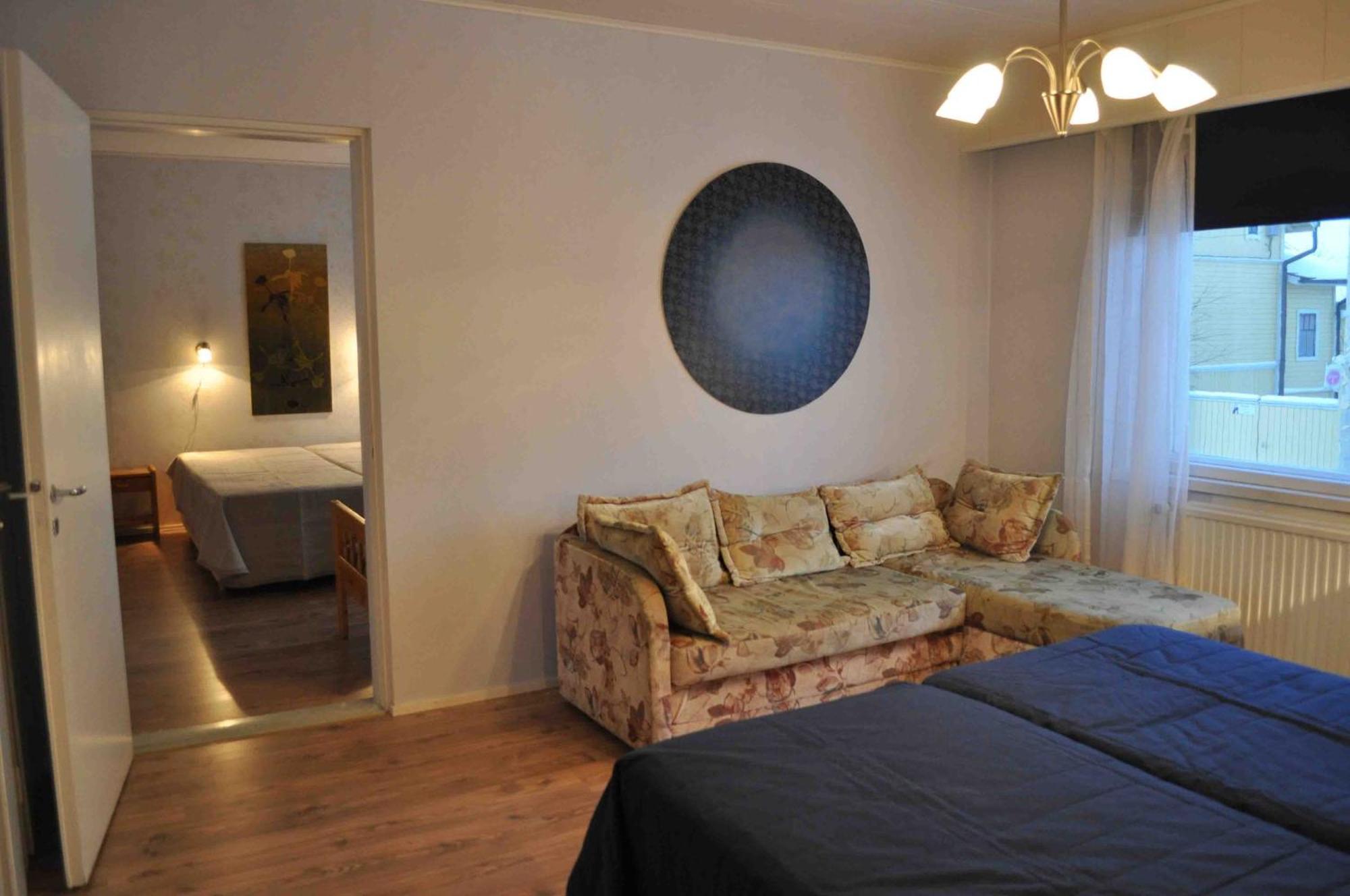 Apartment Hotel Kuukkarin Kortteeri Pori Bagian luar foto