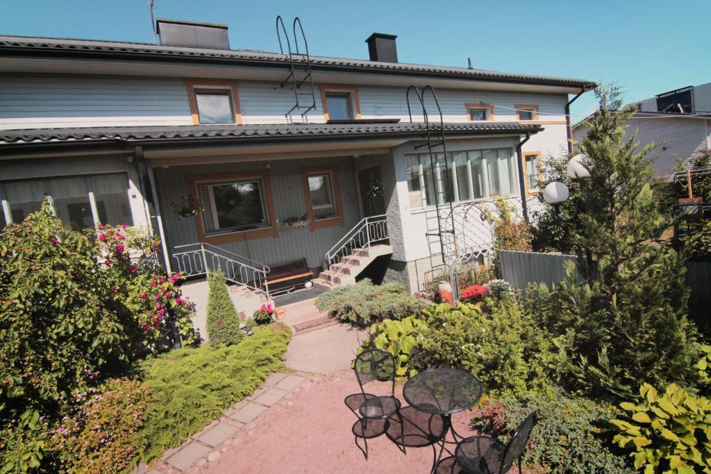 Apartment Hotel Kuukkarin Kortteeri Pori Bagian luar foto